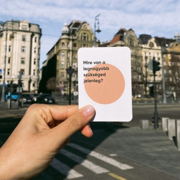 Körvonal kártya - az őszinteség játéka