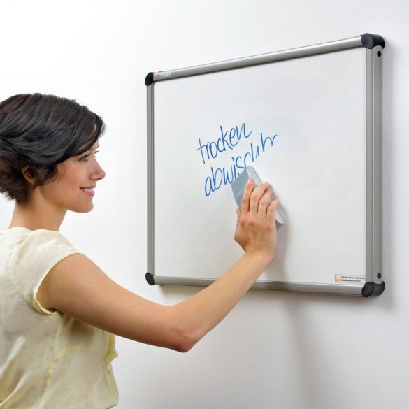 Mágneses táblatörlő whiteboard táblához
