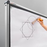 Körző Pinboard táblához