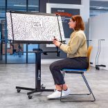 GraphicWally® grafikai tábla Liftboy állvánnyal egyben